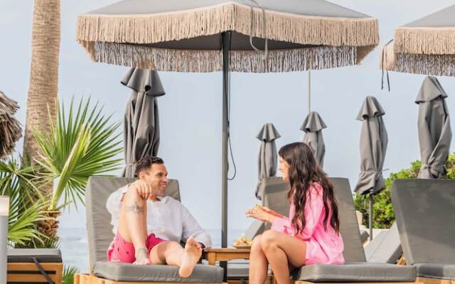 Soleil Rooms and Suites