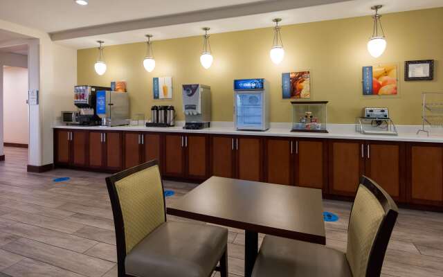 Best Western Plus Spring Inn & Suites