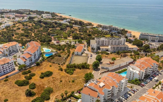 Sea View Central Town 2 Bedroom Apartment