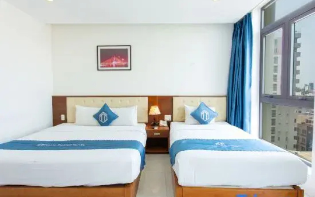 Toan Thang Beach Hotel - 100m to the Beach