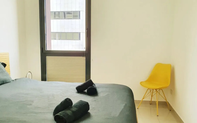 Bedroom Apartment with Balcony and City Views