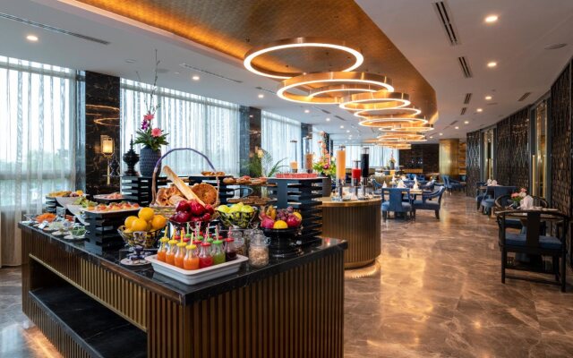 Grand Mercure Yangon Golden Empire