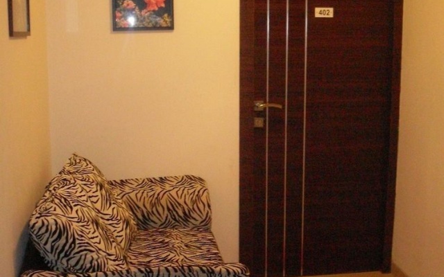 Signature Crest Goregaon – Hotel Rooms – Mumbai