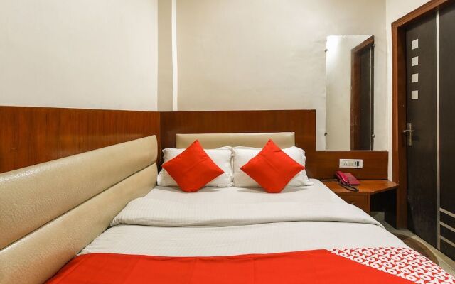 OYO 6168 Hotel Ashirwad