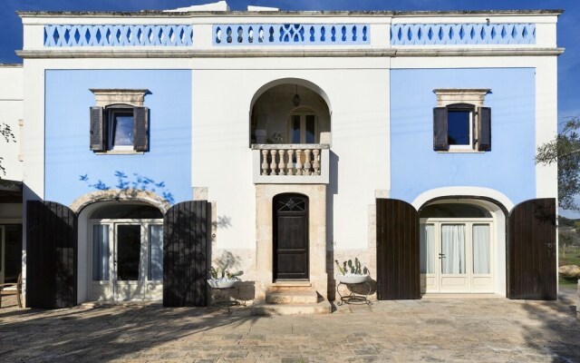 Villa With 5 Bedrooms in Ostuni, With Private Pool, Furnished Garden a