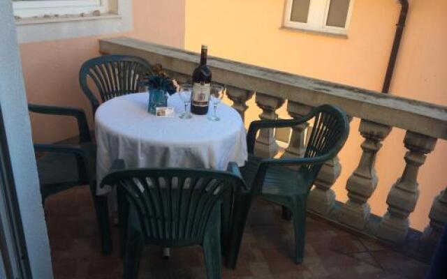 Apartmani Vlado Jerkin Vodice