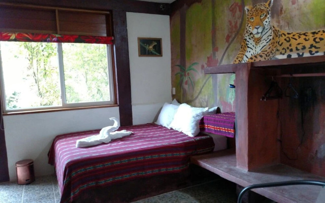 Zapote Tree Inn