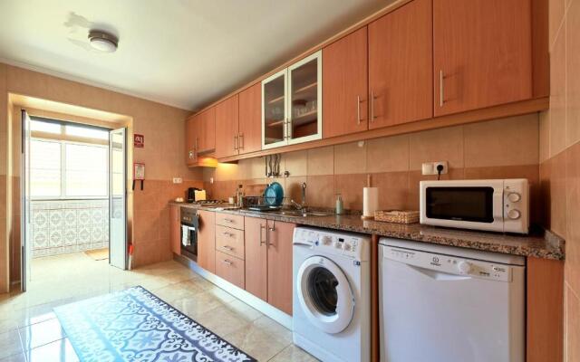 Renovated and Spacious Duplex Apartment With Patio, By TimeCooler