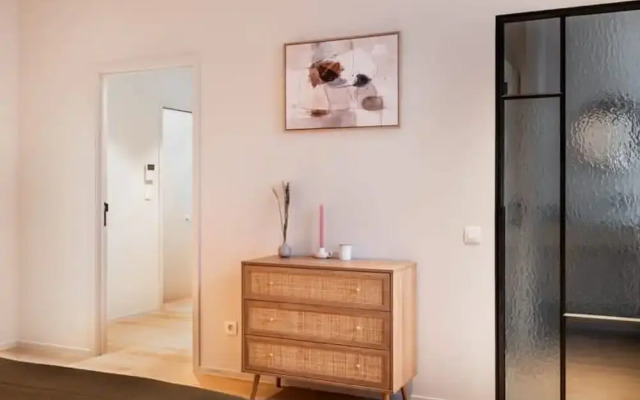 Bright Apartment With Terrace in Heart of Ghent