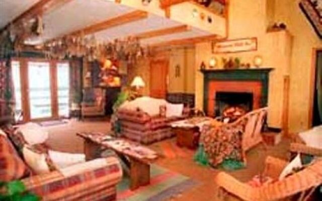 Greenwoods Bed & Breakfast Inn