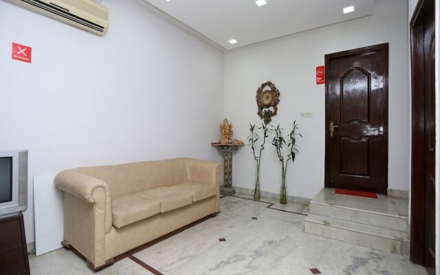 OYO 1879 Hotel Imperial Inn