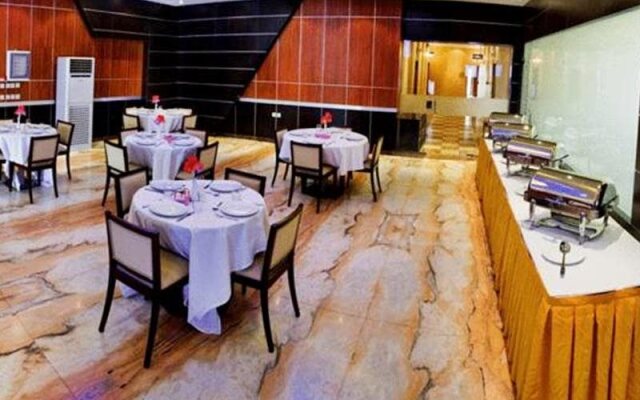 Almakan Hotel 113