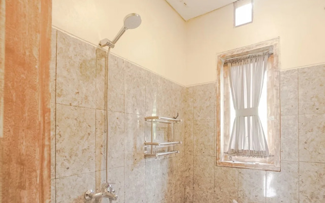 Giri Krisna Guest House
