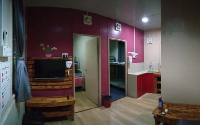 OYO Home 90426 Kepayan Dnd Stay