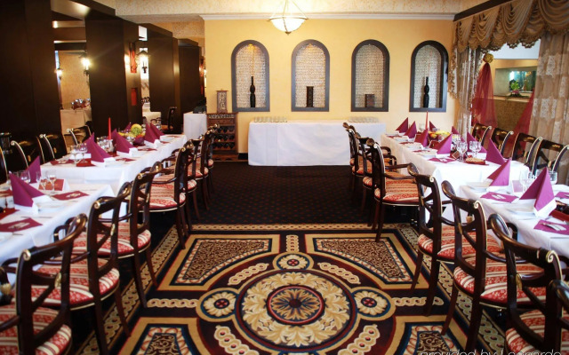 Prahova Plaza Hotel