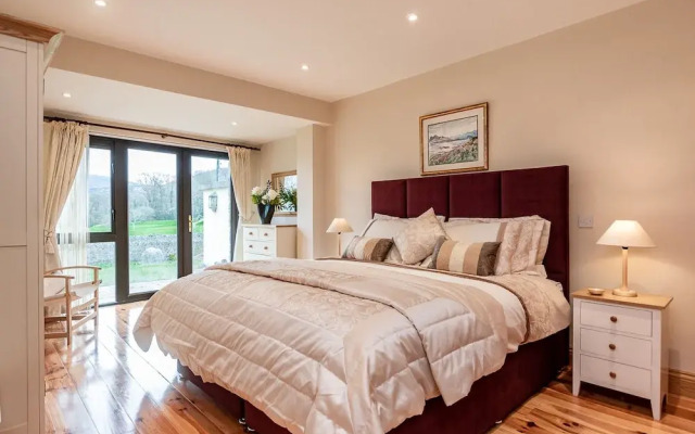 2 Bedroomed Home Just Steps From Kenmare Town