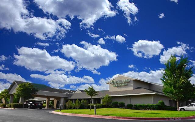 Ashmore Inn and Suites
