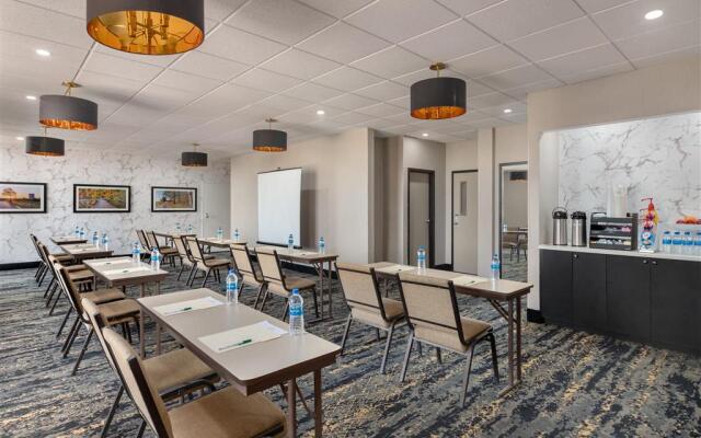 La Quinta Inn & Suites by Wyndham Dothan