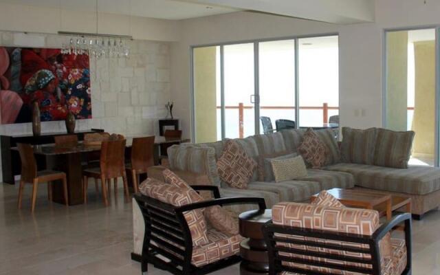 Encanto Living 1103 -3BR by Kivoya