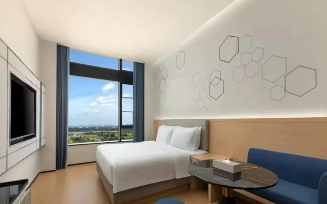 Microtel by Wyndham Haikou Meilan International Airport
