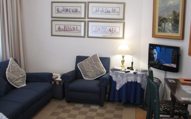 Toverberg Guest Houses