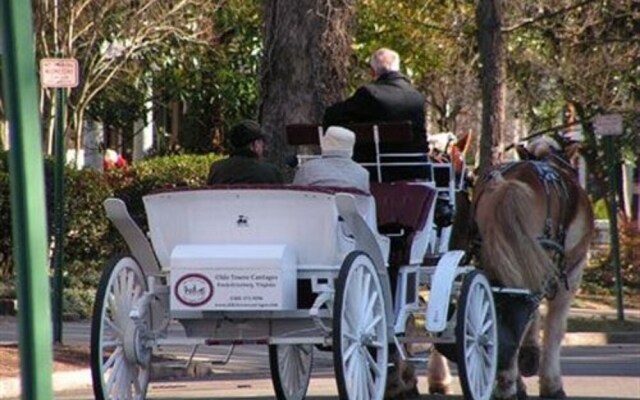 Ironclad Inn & Bourbon Room