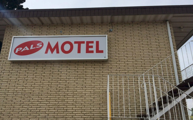Pal's Motel