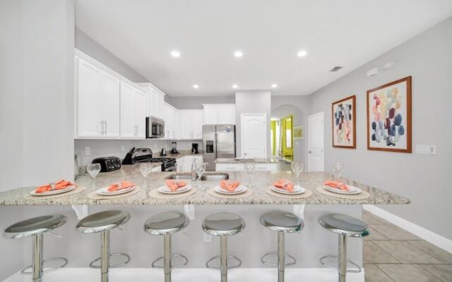 Ultimate 6 Bedroom Villa by Redawning