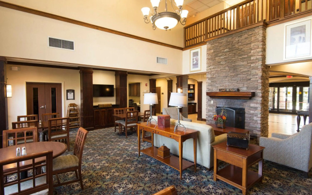 Staybridge Suites Hot Springs by IHG