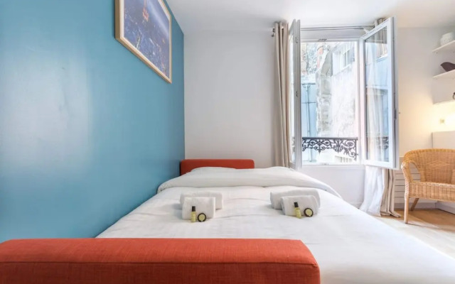 Vibrant Studio for 4 Near Gare de L'est