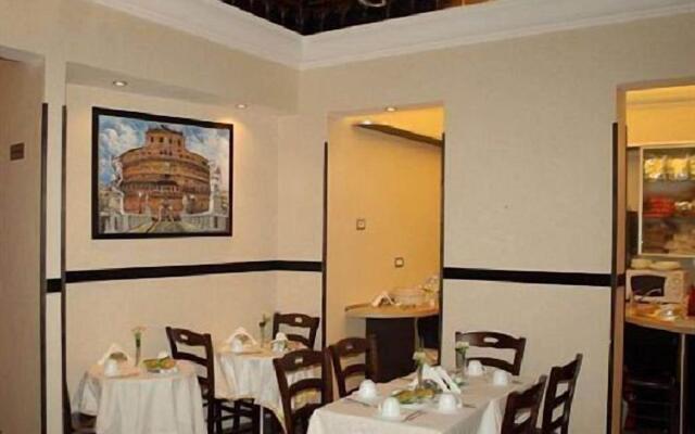 Hotel Elide
