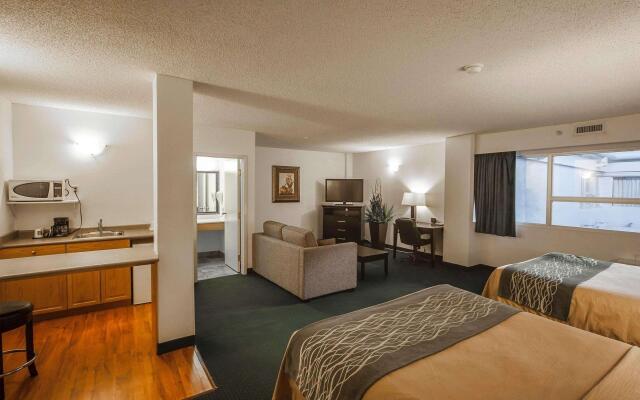 Comfort Inn & Suites Downtown Edmonton