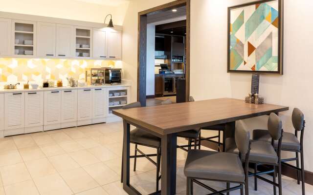 Hyatt Place Flint / Grand Blanc
