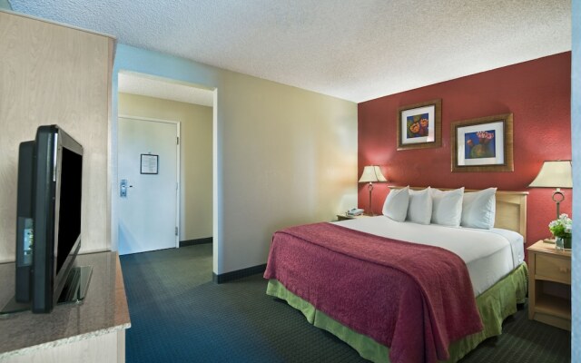 Oxford Inn & Suites Lancaster