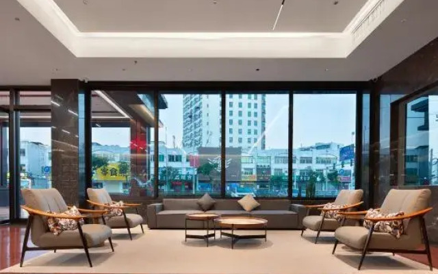 enjoy inn Wanning Hotel