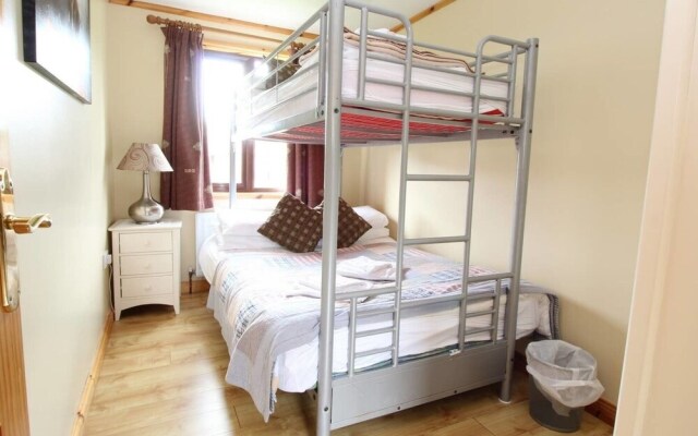 Stunning 4 Bedlog Cabin in Kerrykeel - Sleeps 10