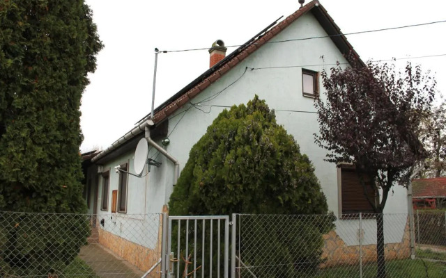 Tisza Villa