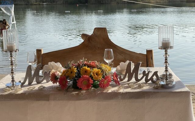 Green Pine Beach & Bungalows Luxury Concept