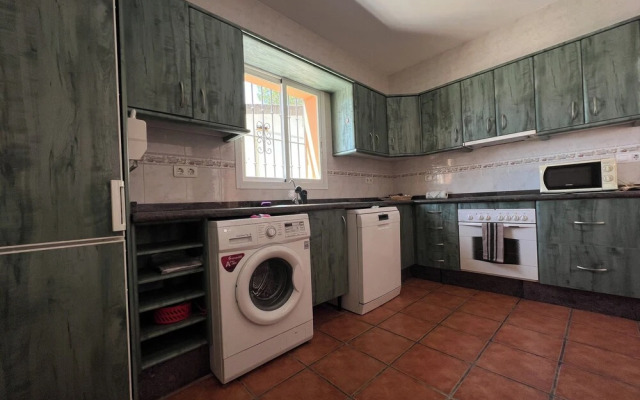 Cd-1383 Three Bedroom Villa With Pool