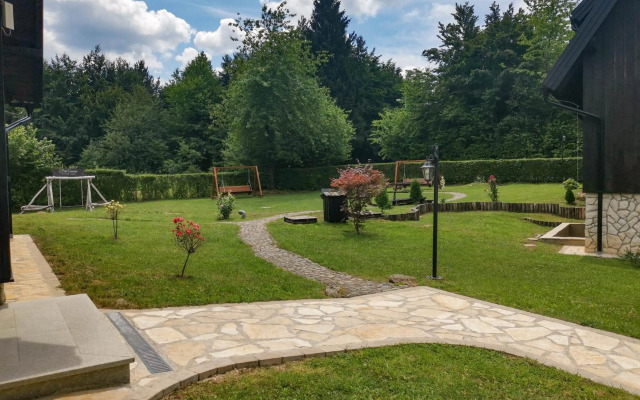Etno Garden Apartment