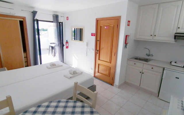 Apartamentos Vale de Carros by Umbral