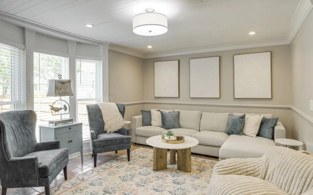 Lebanon Retreat: Decks, Fire Pit & Yard