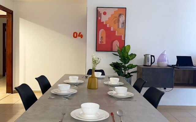 Grays Hostel By Haly