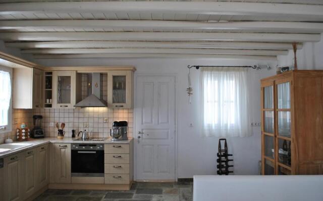 Pende Traditional Luxury Villas