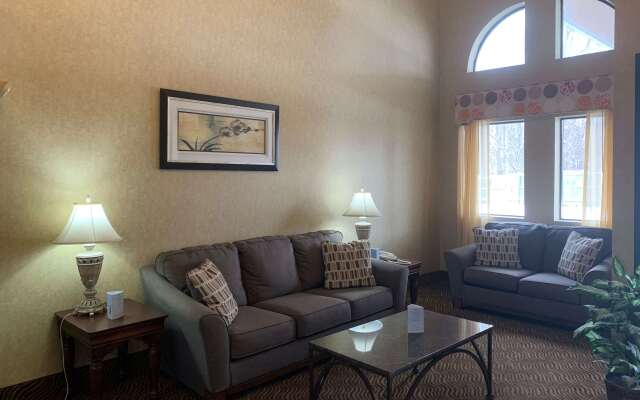 Super 8 by Wyndham Liverpool/Clay/Syracuse Area