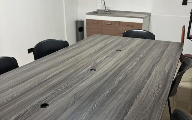 Habitación en Centro Comercial