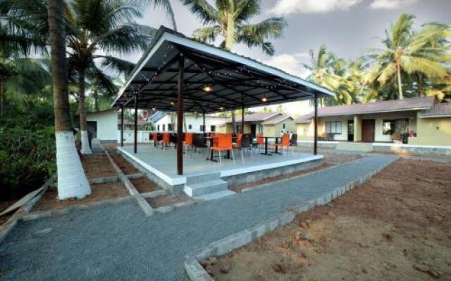 Kapil' Beach Resort