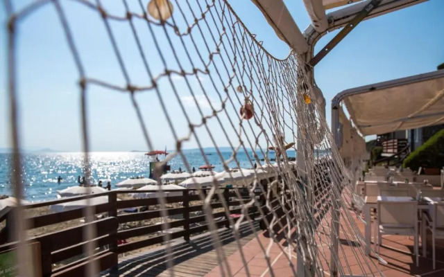 Hotel Golfo del Sole
