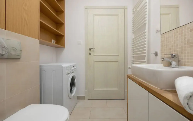 Apartment Poznan Strzelecka by Renters
