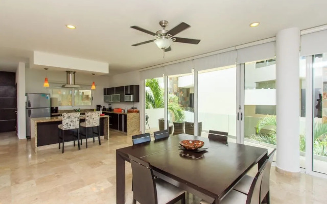 Mamitas 1104 2 Bedrooms and Terrace by RedAwning